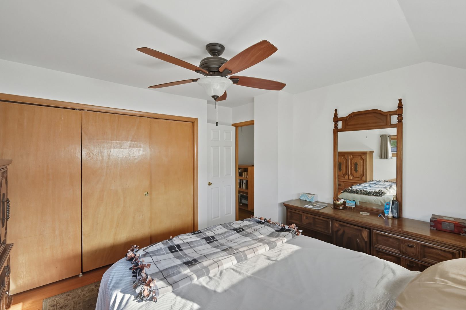 709 Bell Avenue, La Grange, IL 60525