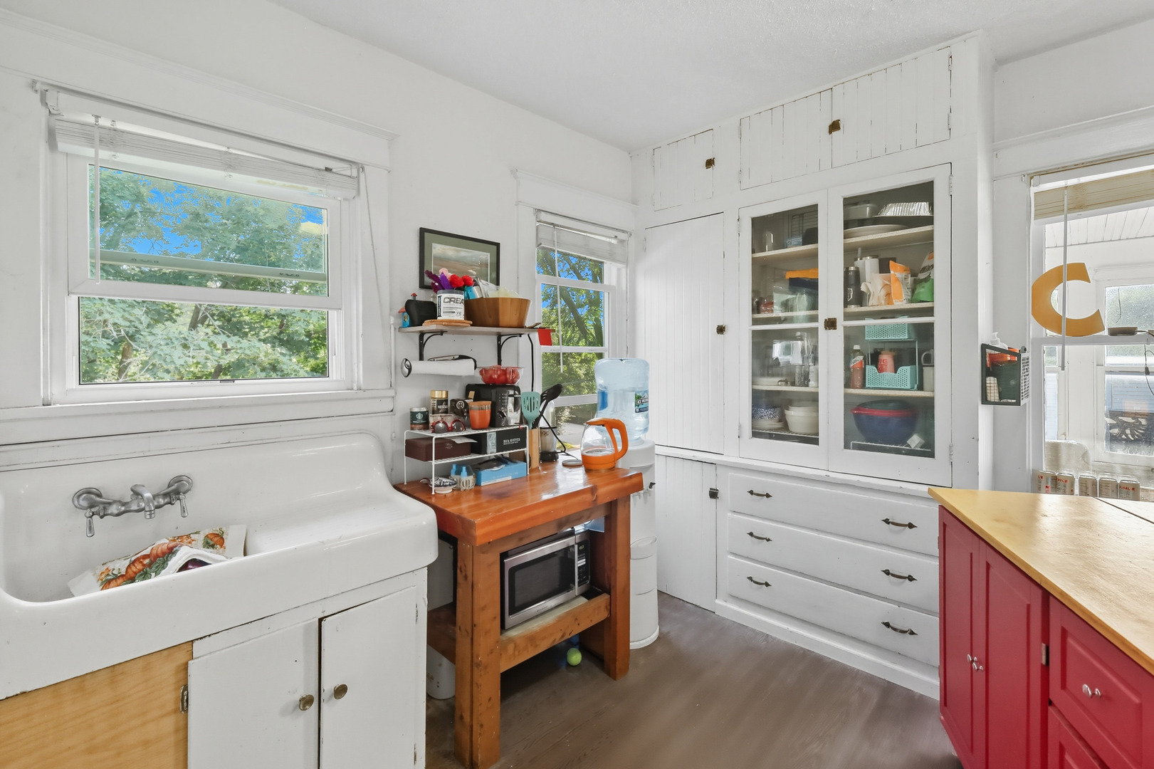 709 Bell Avenue, La Grange, IL 60525