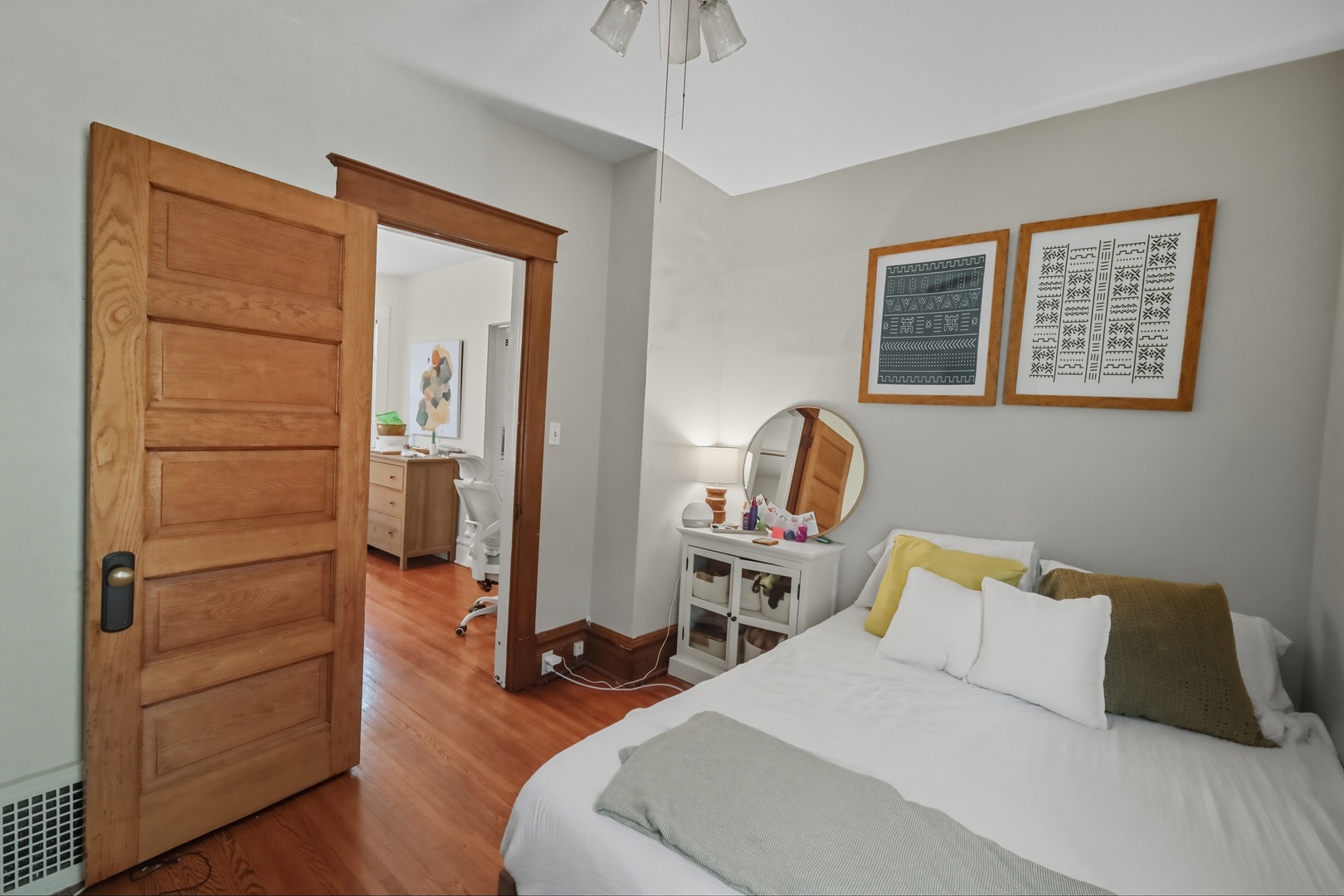 709 Bell Avenue, La Grange, IL 60525