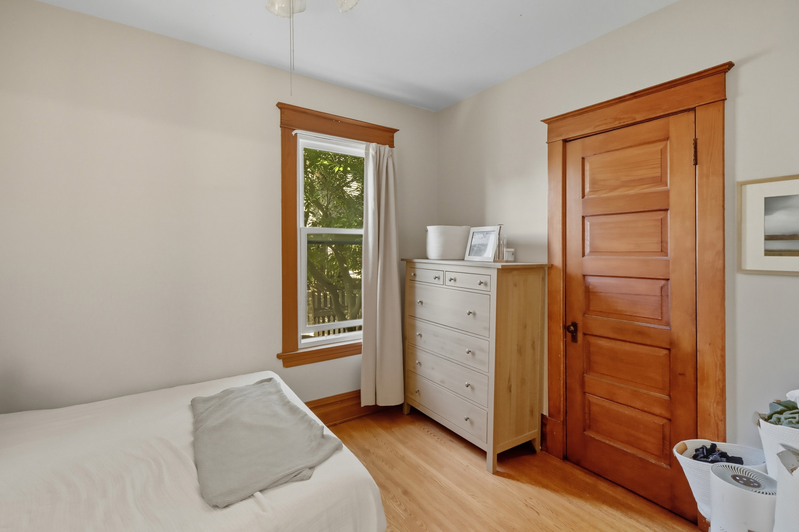 709 Bell Avenue, La Grange, IL 60525