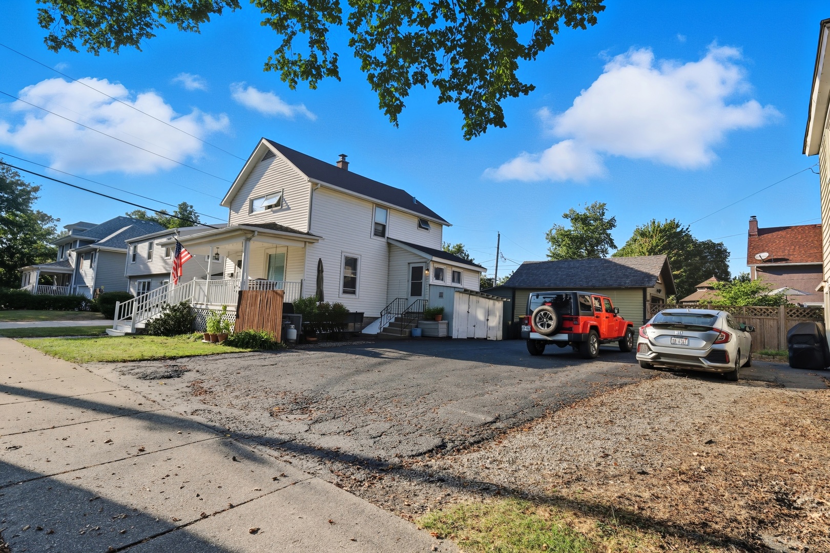 709 Bell Avenue, La Grange, IL 60525