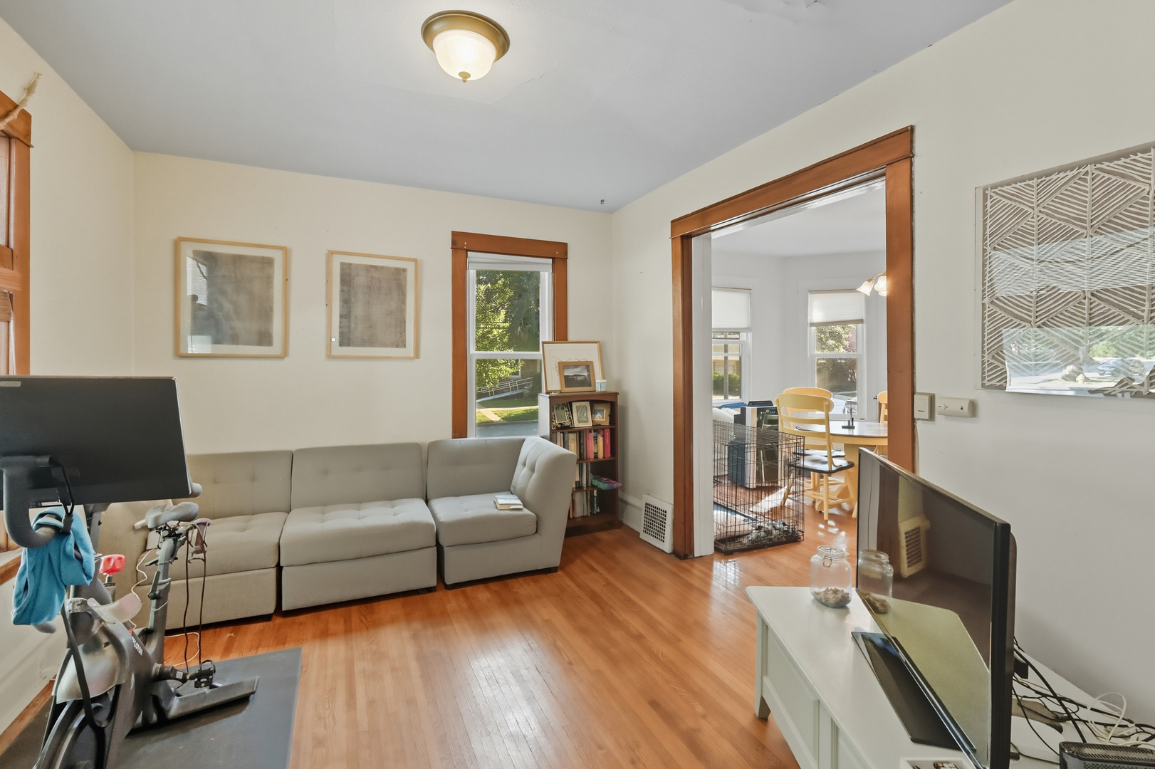 709 Bell Avenue, La Grange, IL 60525