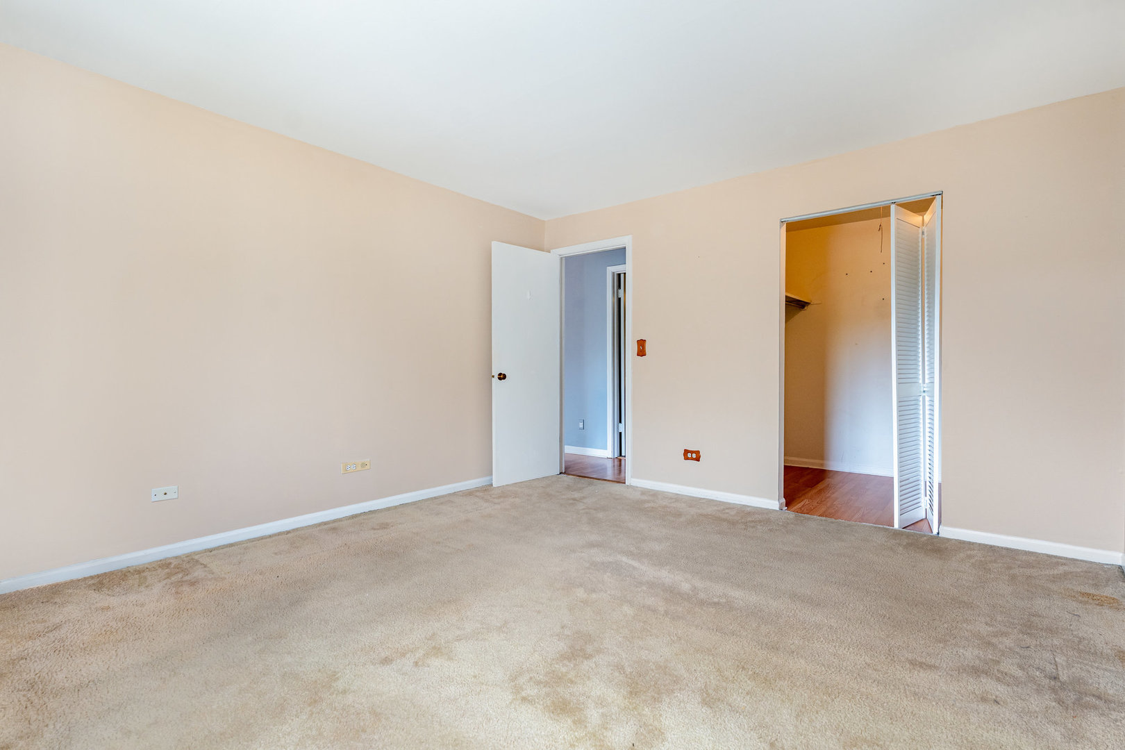 208 E Bailey Road #K, Naperville, IL 60565