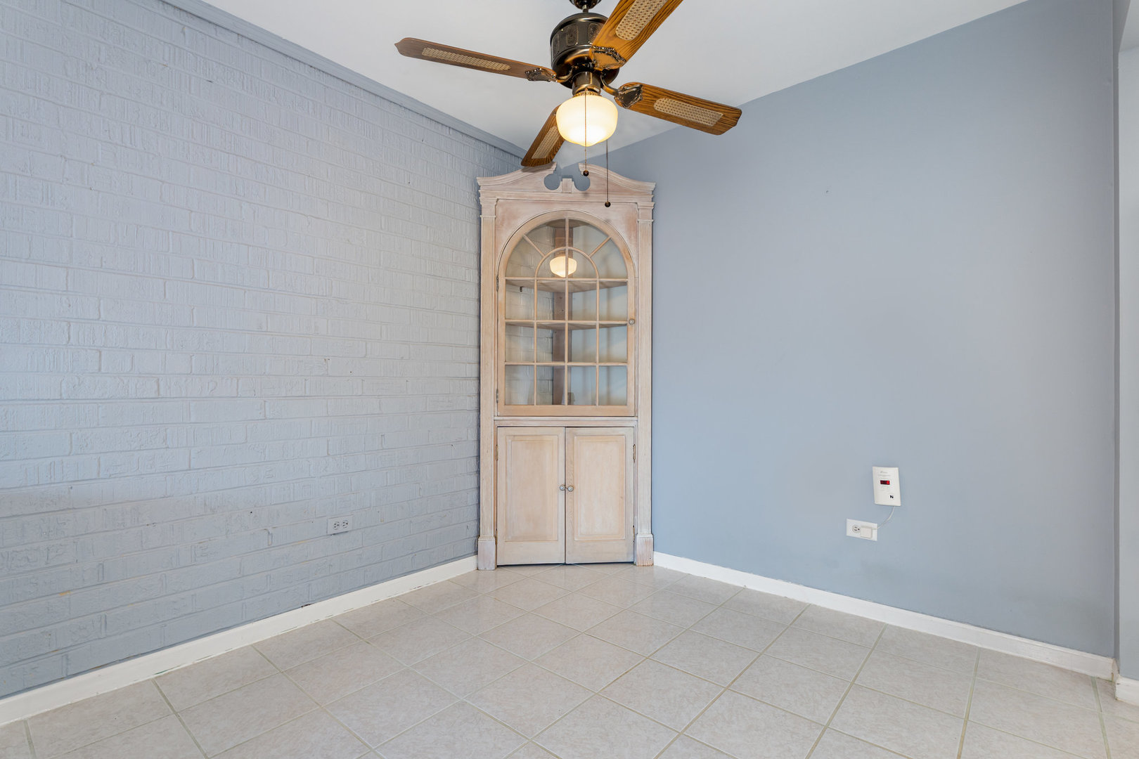 208 E Bailey Road #K, Naperville, IL 60565