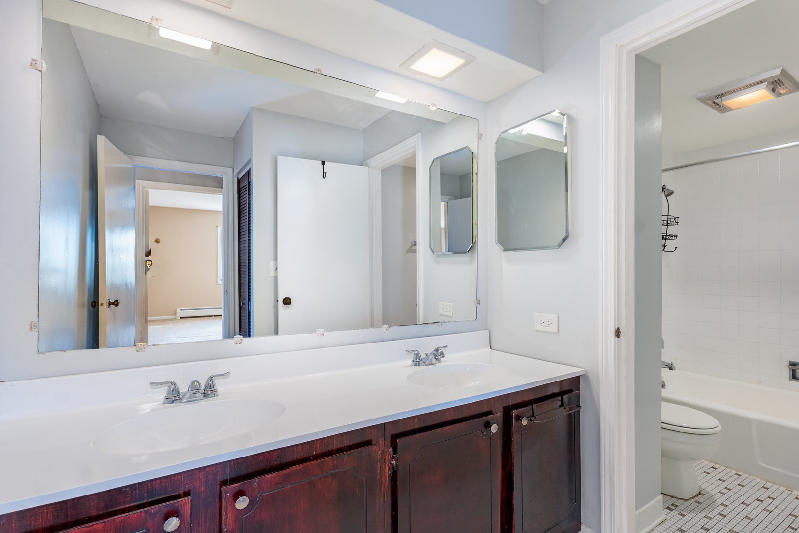208 E Bailey Road #K, Naperville, IL 60565