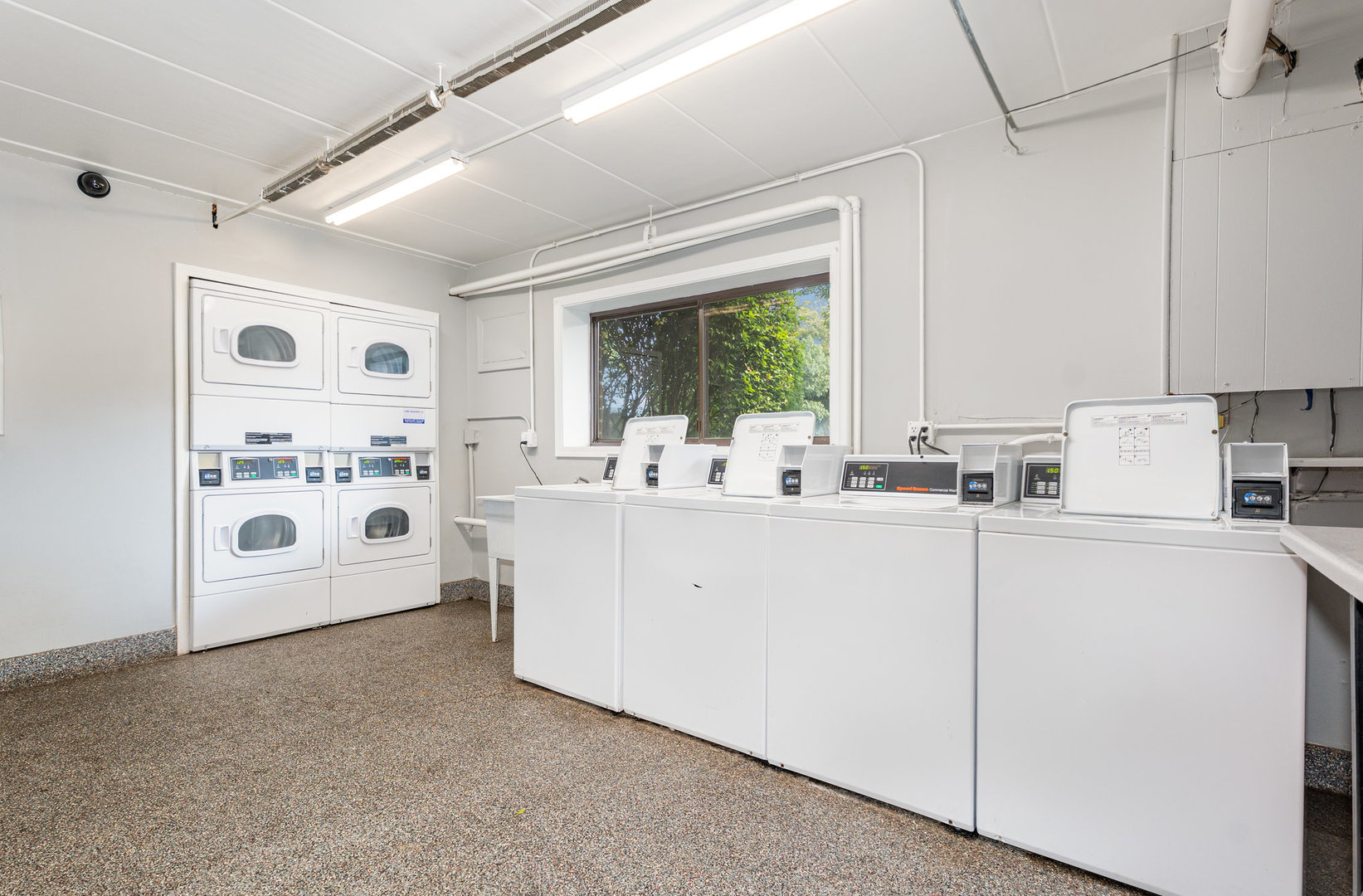 208 E Bailey Road #K, Naperville, IL 60565