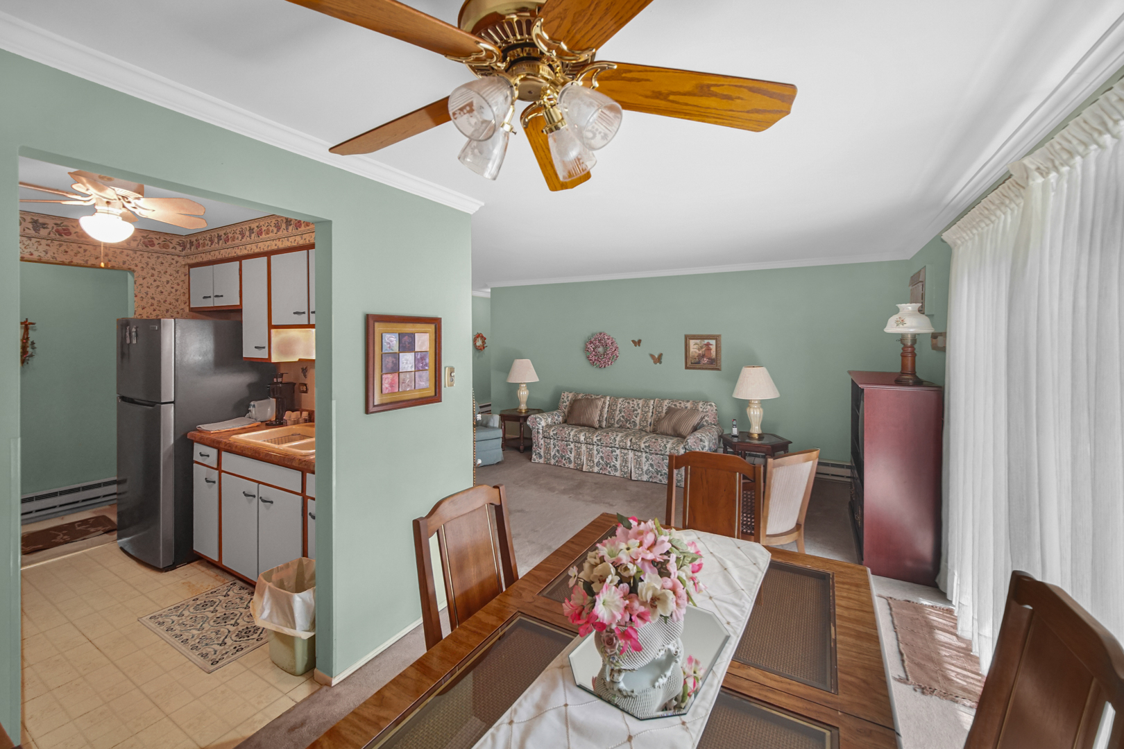 4125 W 97th Place #206, Oak Lawn, IL 60453