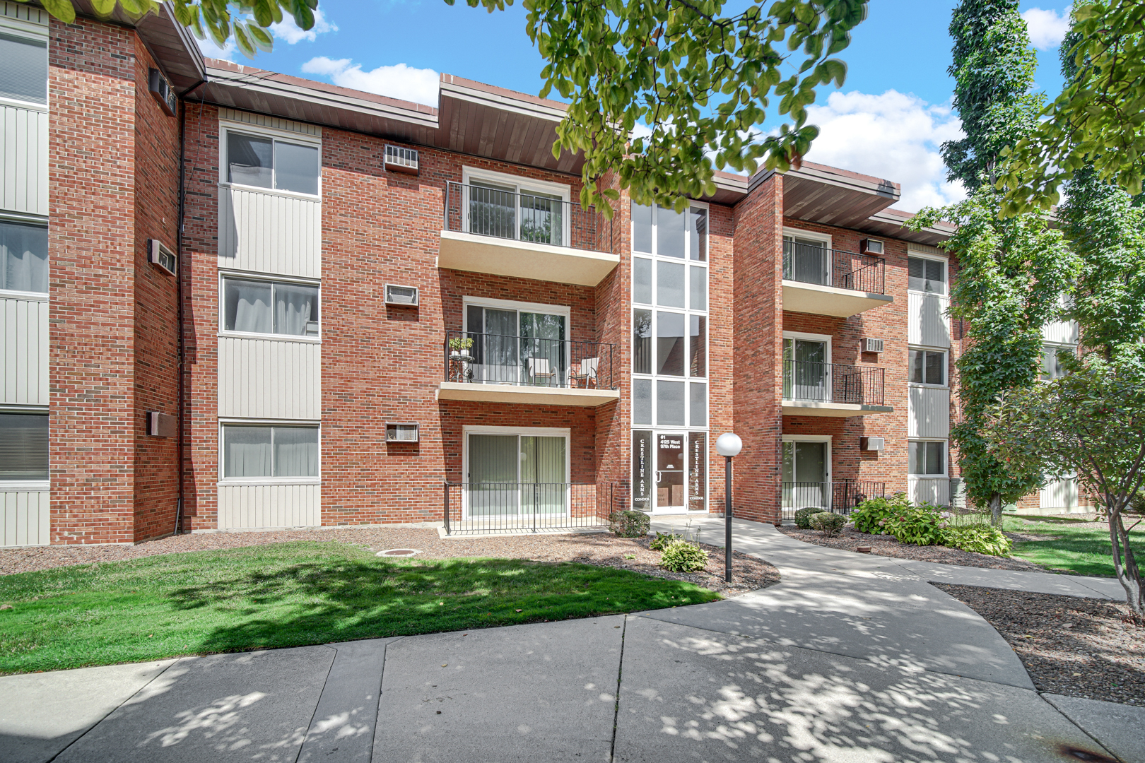 4125 W 97th Place #206, Oak Lawn, IL 60453