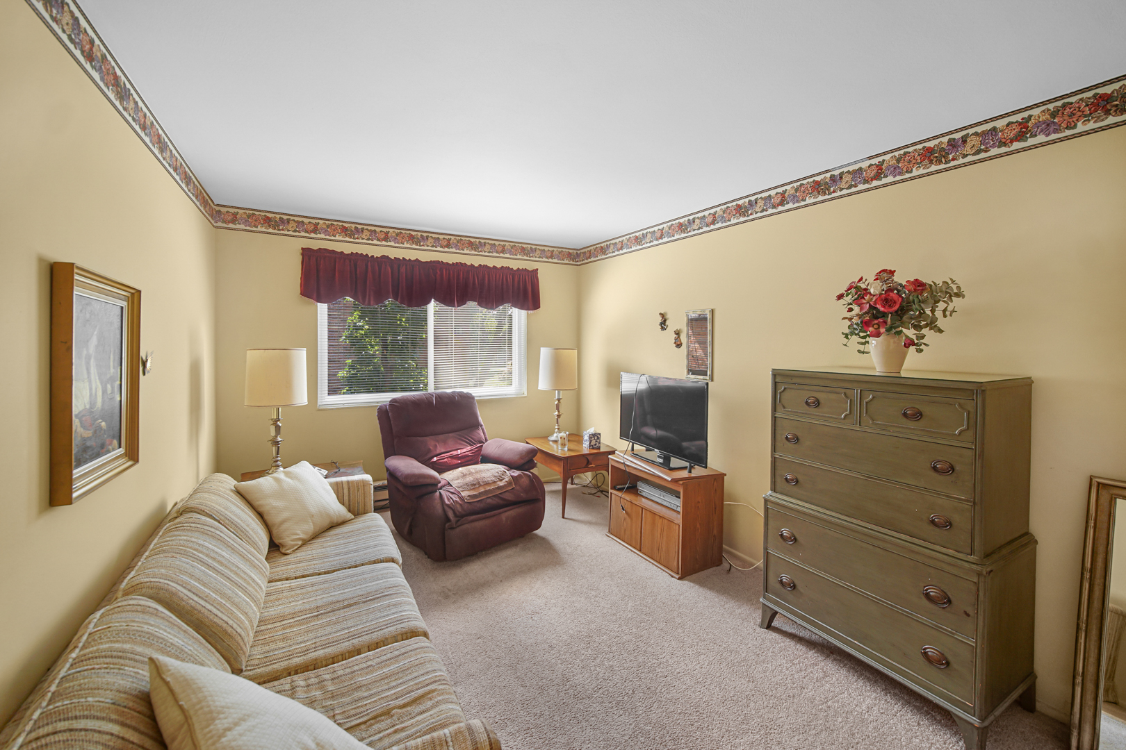 4125 W 97th Place #206, Oak Lawn, IL 60453