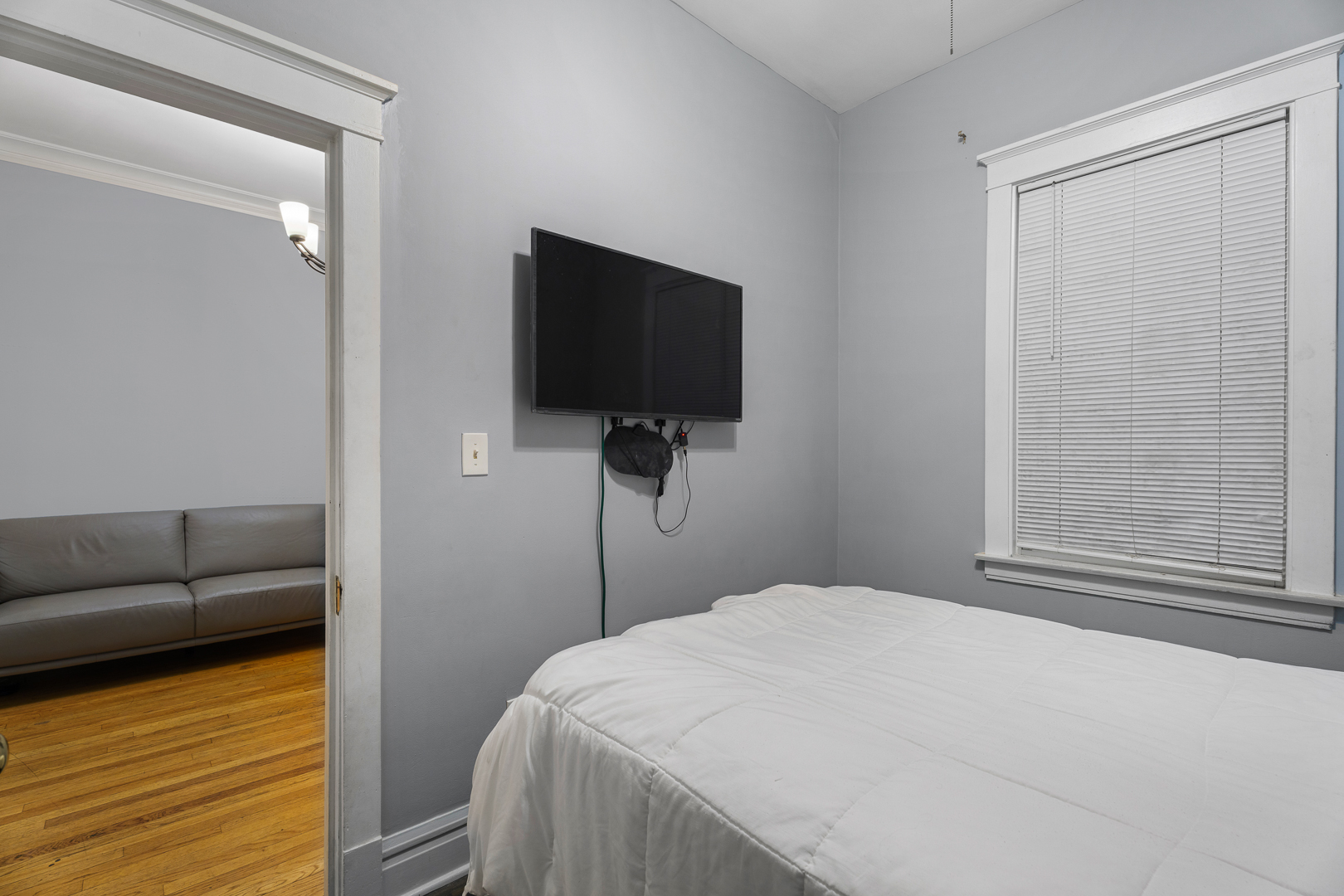 2713 W 24th Place, Chicago, IL 60608