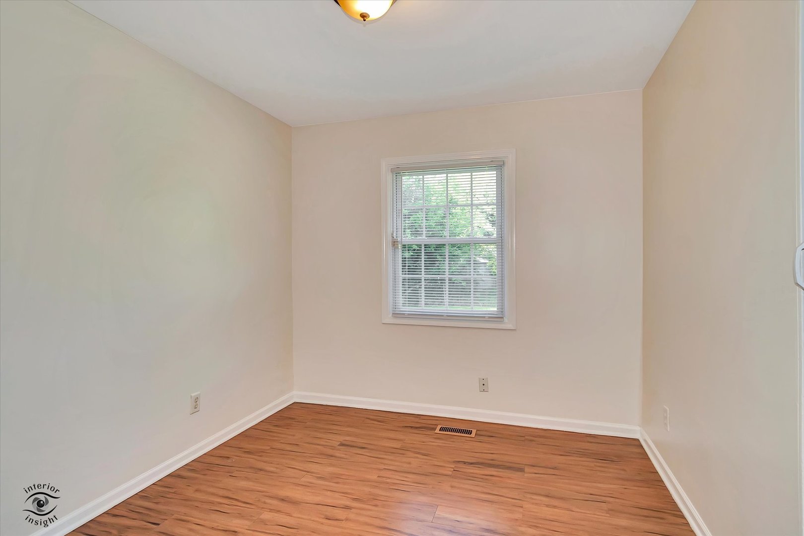 21946 Merrill Avenue, Sauk Village, IL 60411