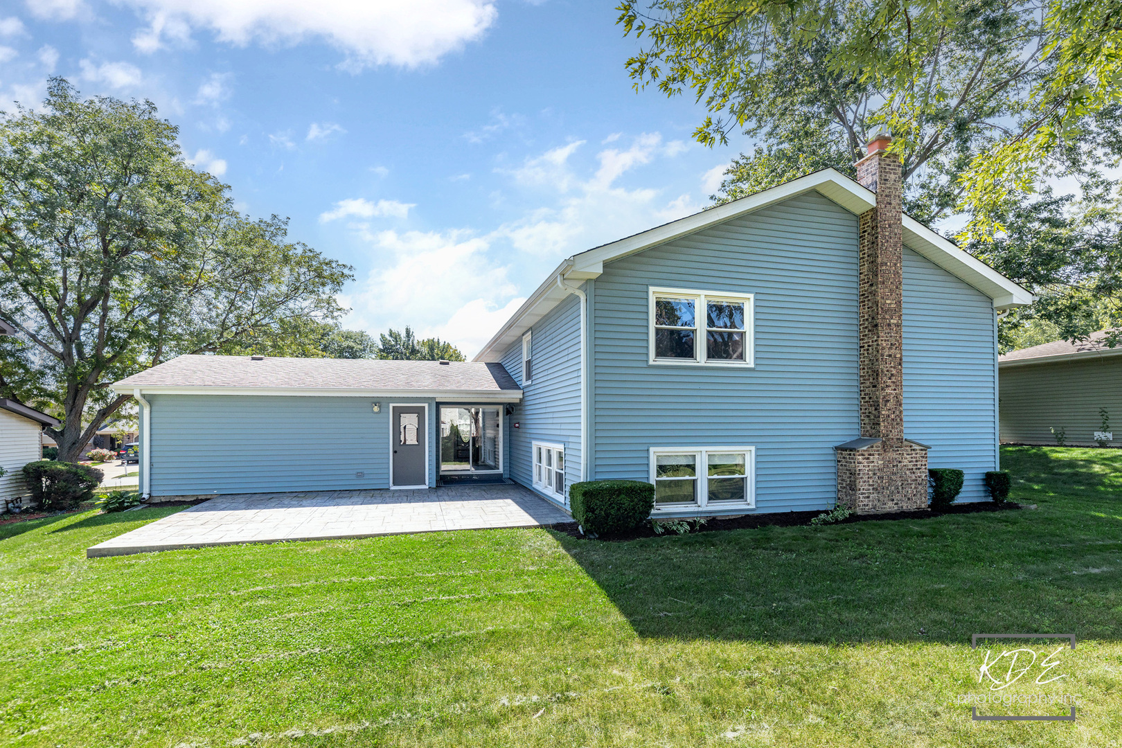 23W468 Moraine Court, Naperville, IL 60540