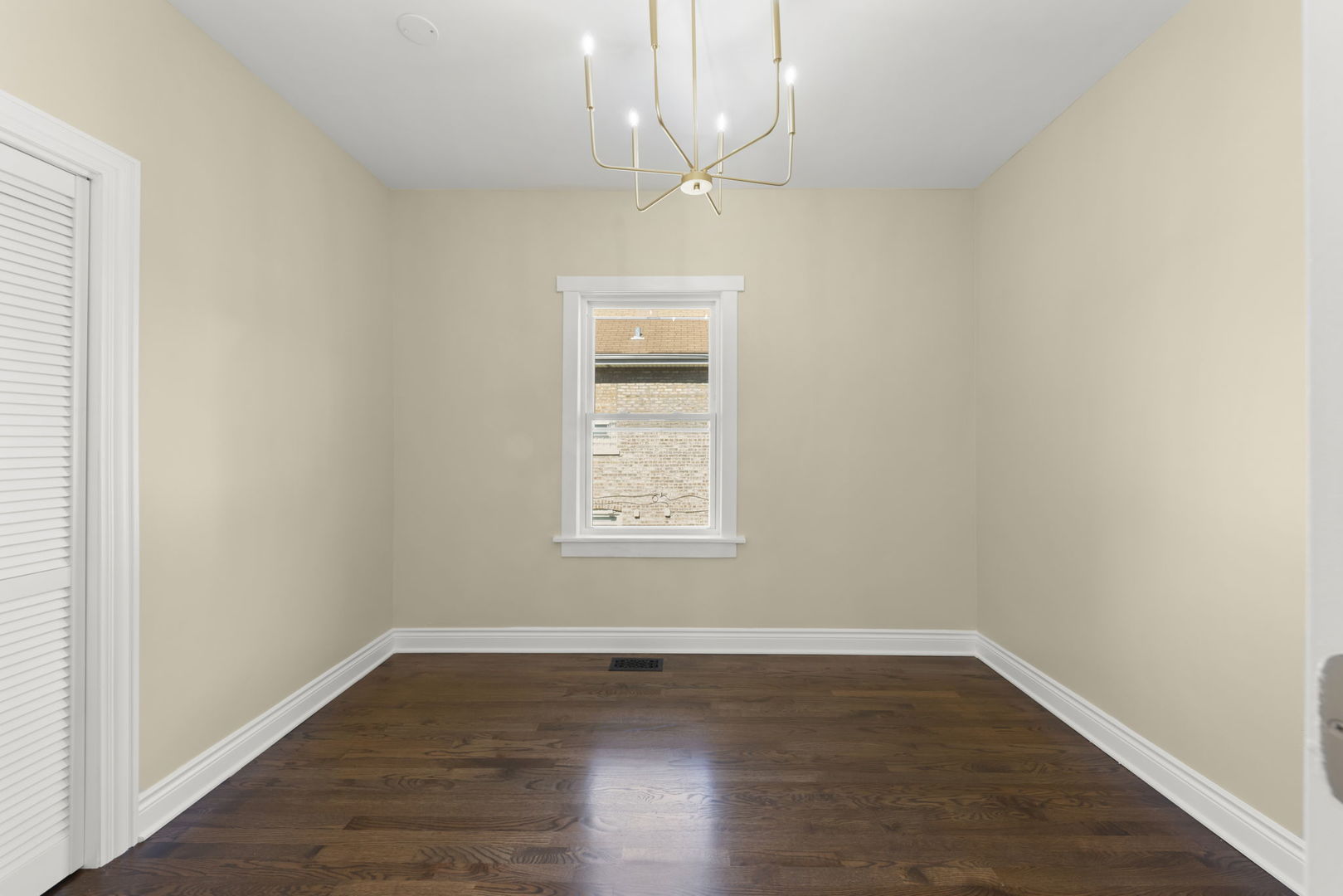 1335 Wesley Avenue, Berwyn, IL 60402