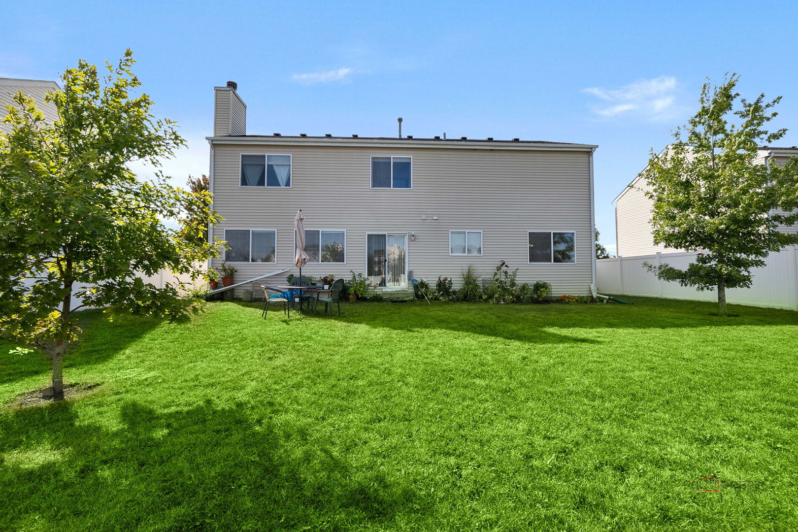 2413 Michael Avenue, Zion, IL 60099