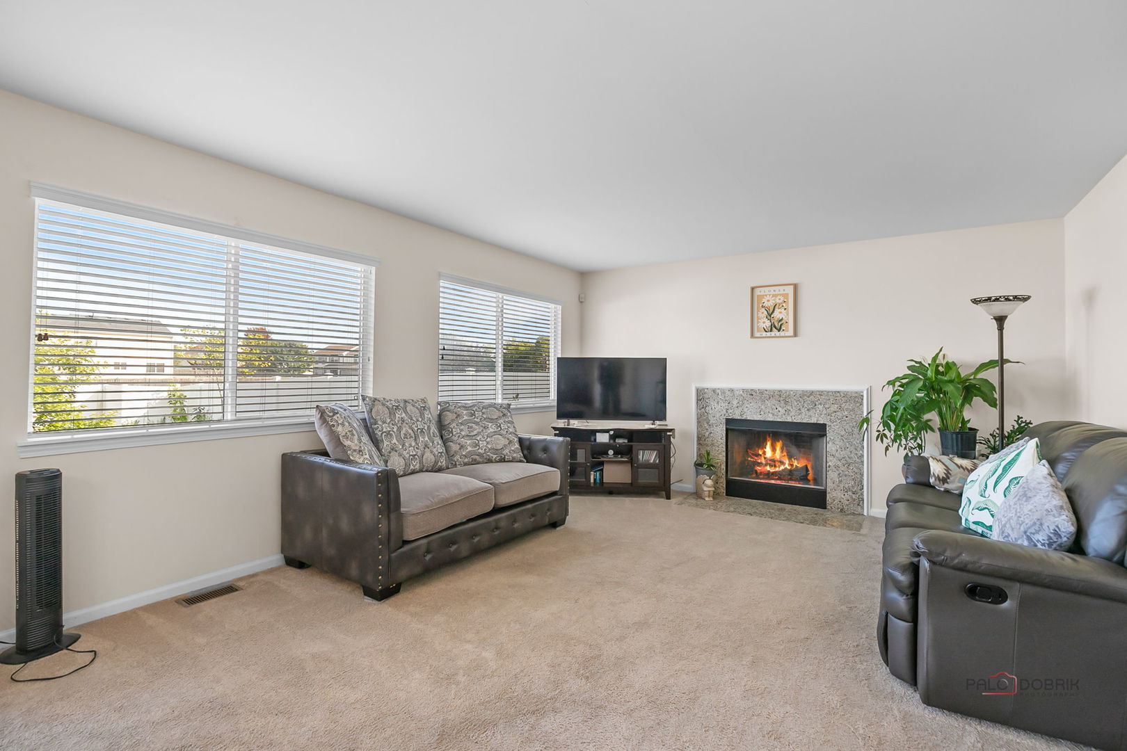 2413 Michael Avenue, Zion, IL 60099