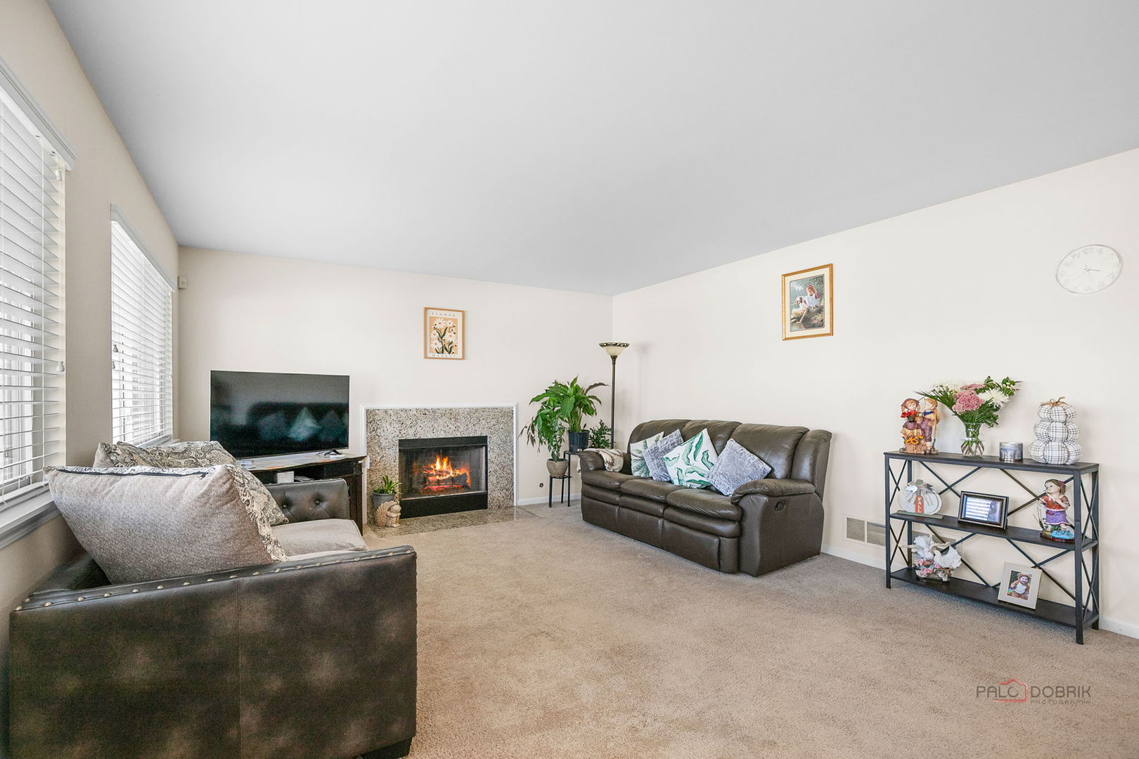 2413 Michael Avenue, Zion, IL 60099