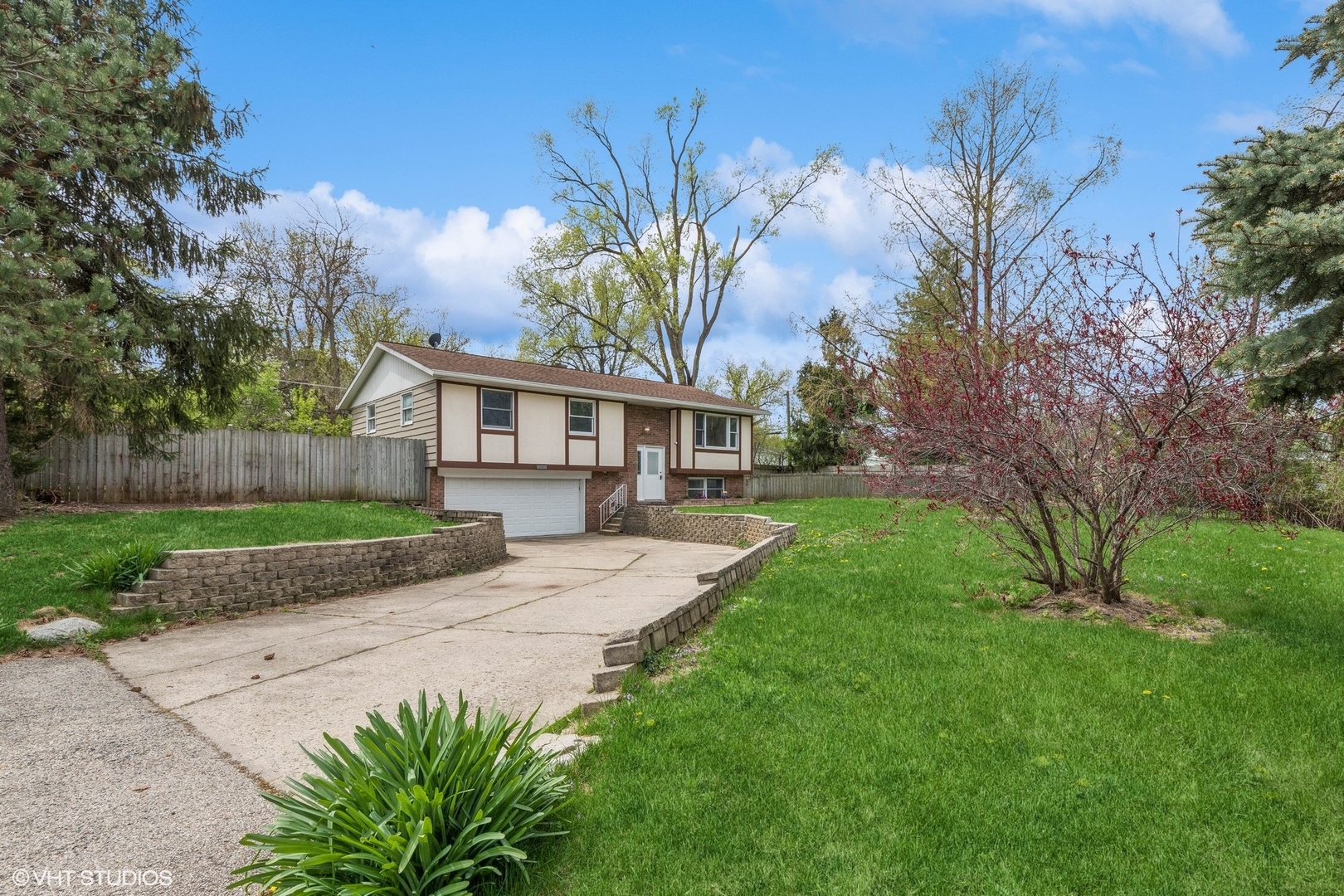 20949 W Verona Avenue, Lake Villa, IL 60046