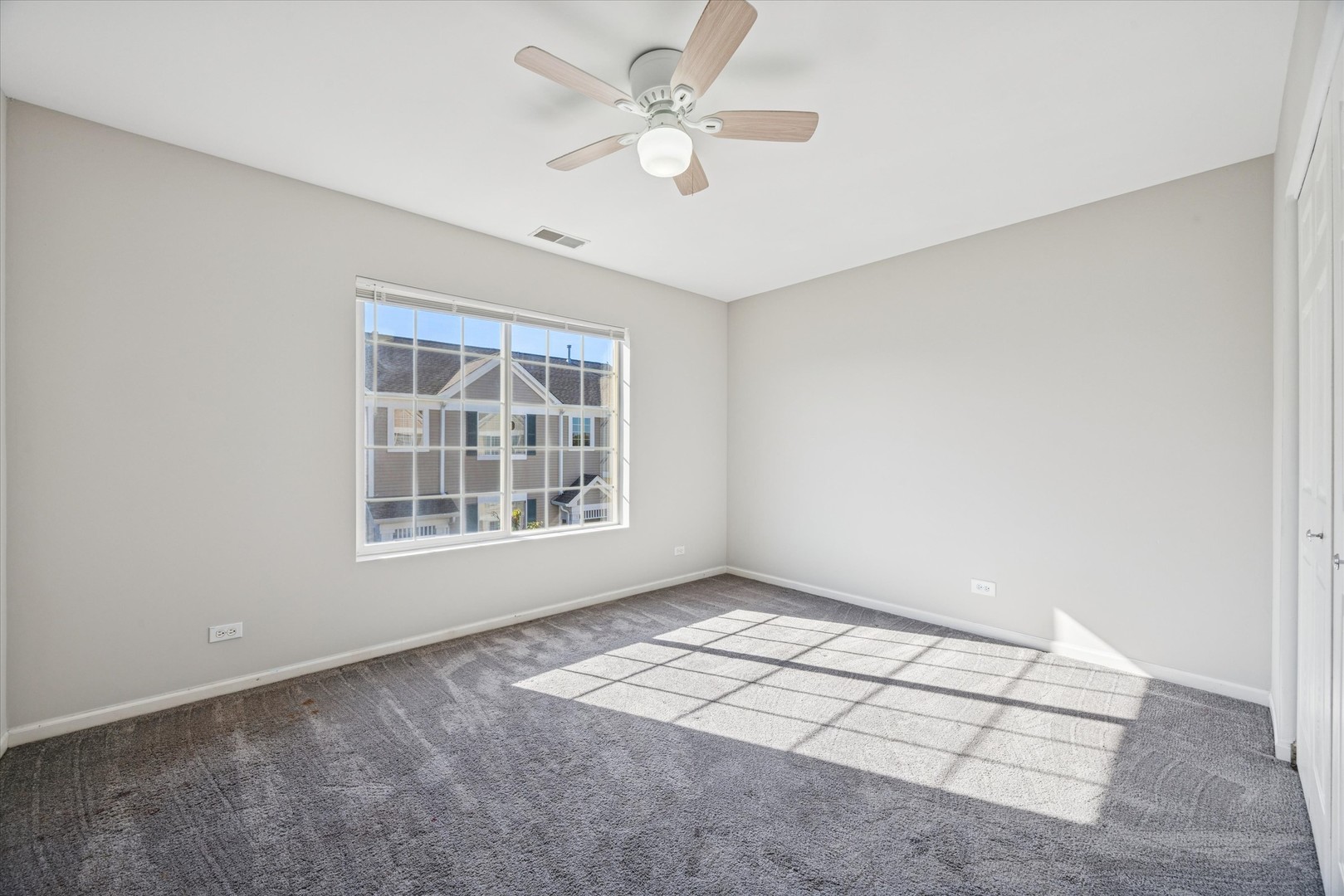 117 Enclave Circle #C, Bolingbrook, IL 60440