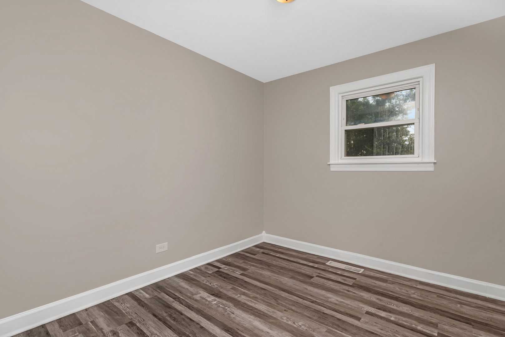 1512 Lincoln Place, Calumet City, IL 60409