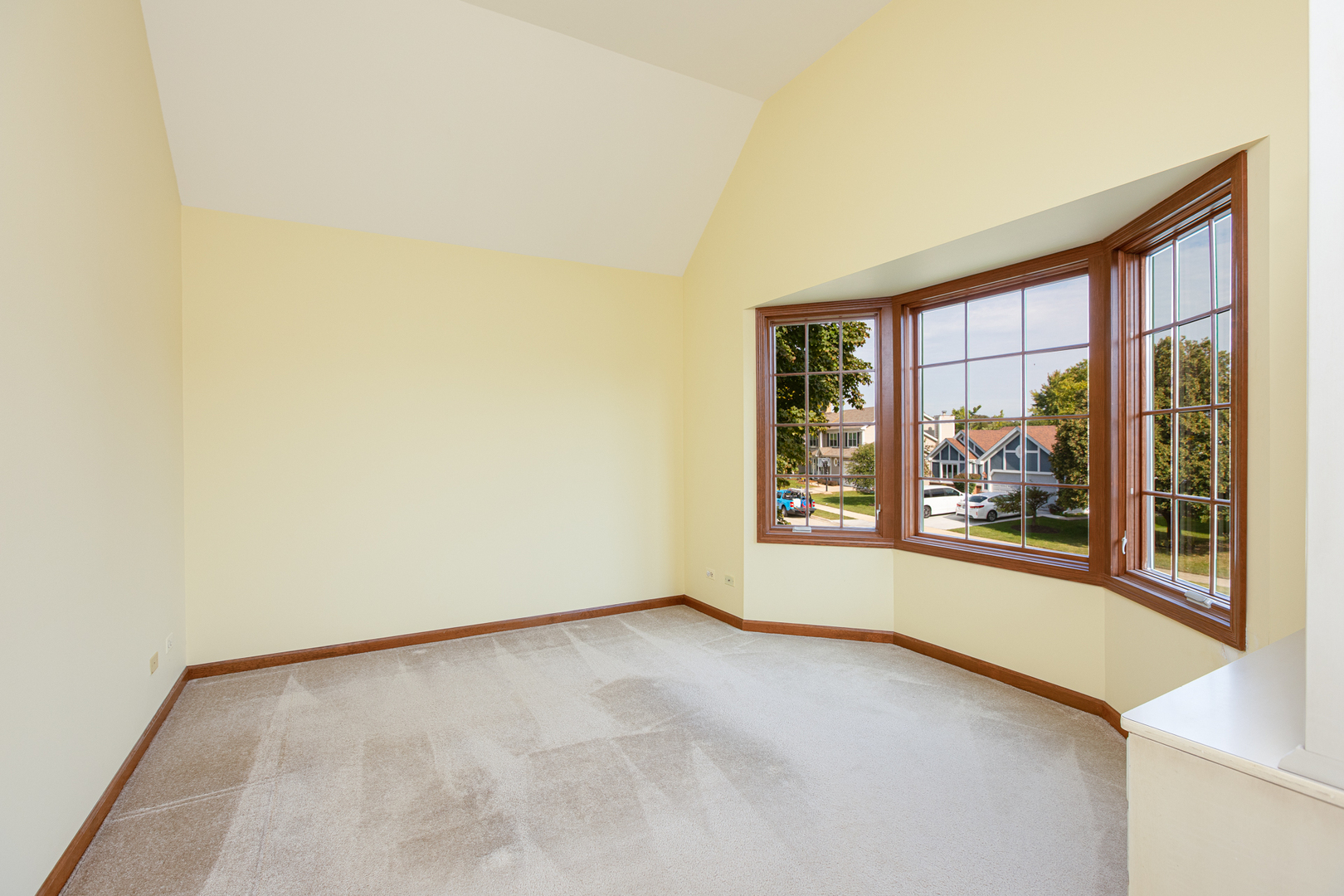 27W277 Waterford Drive, Winfield, IL 60190