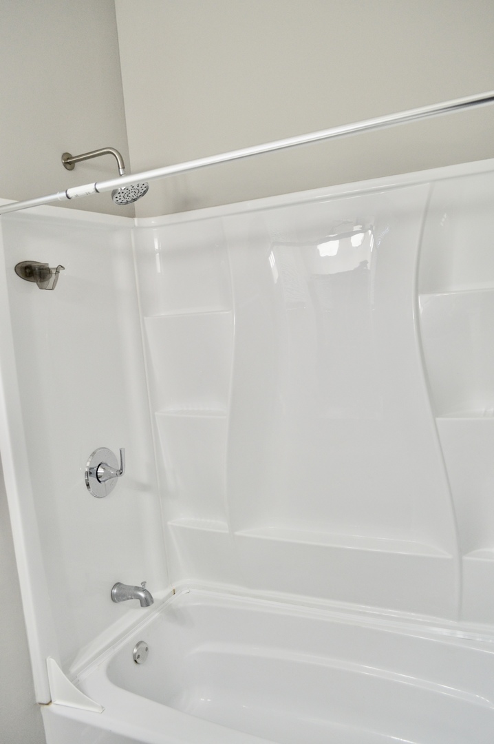 522 W 81st Street #1, Chicago, IL 60619