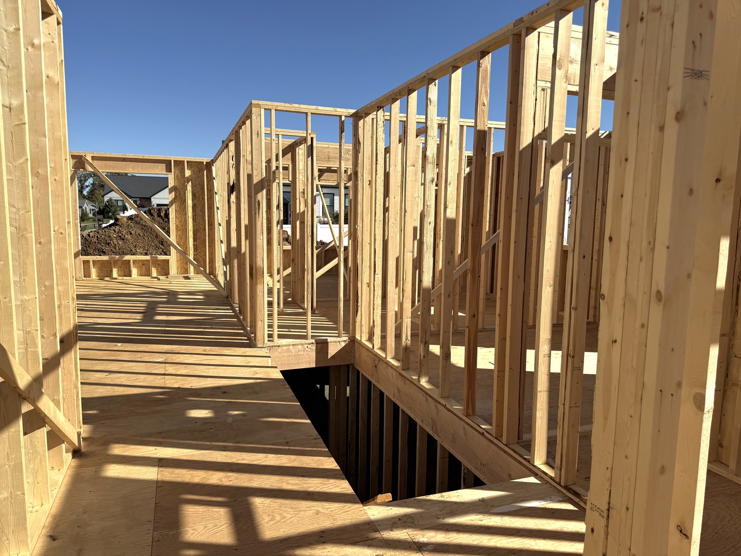 1002 Joshua Lane, Genoa, IL 60135