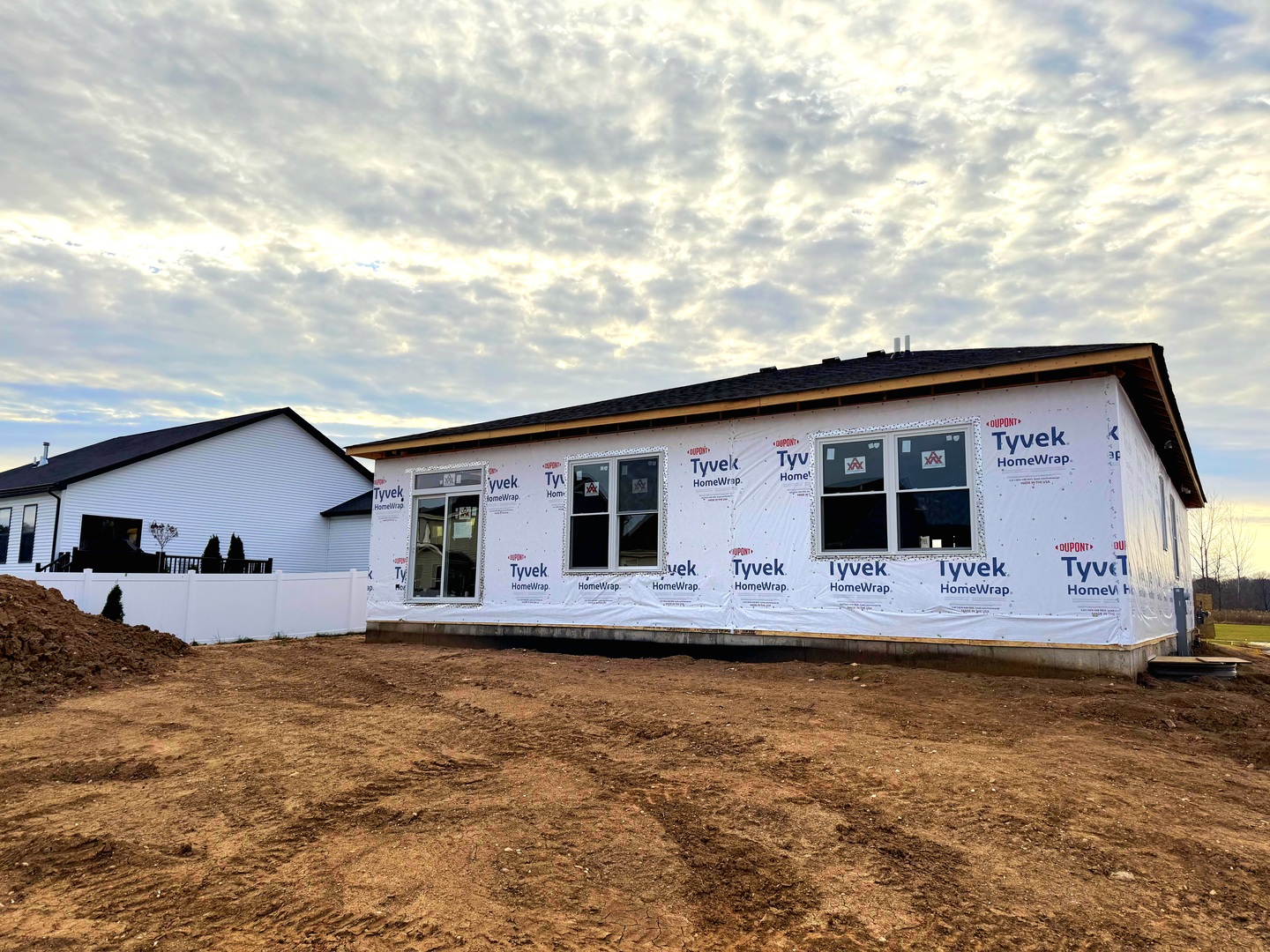 1002 Joshua Lane, Genoa, IL 60135