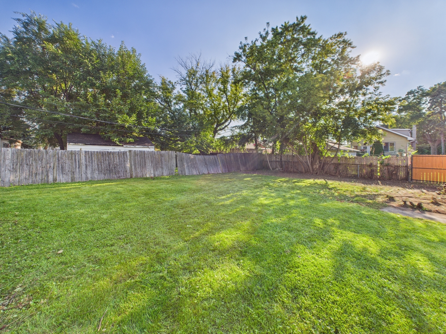 1812 S 20th Avenue, Maywood, IL 60153