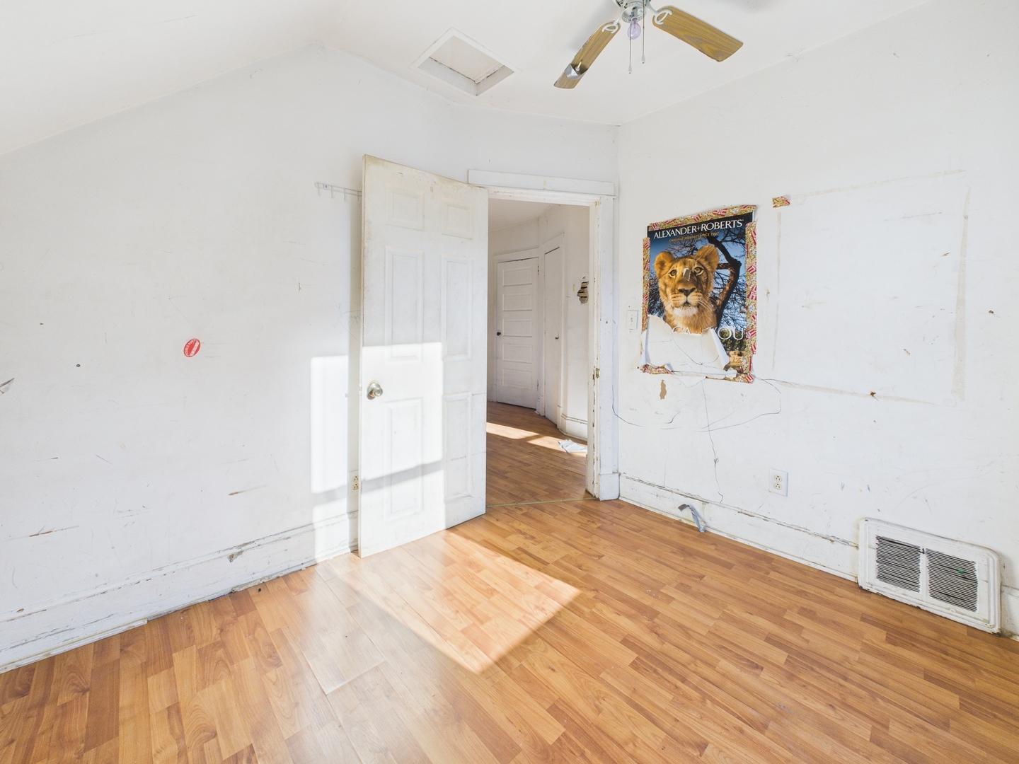 1812 S 20th Avenue, Maywood, IL 60153