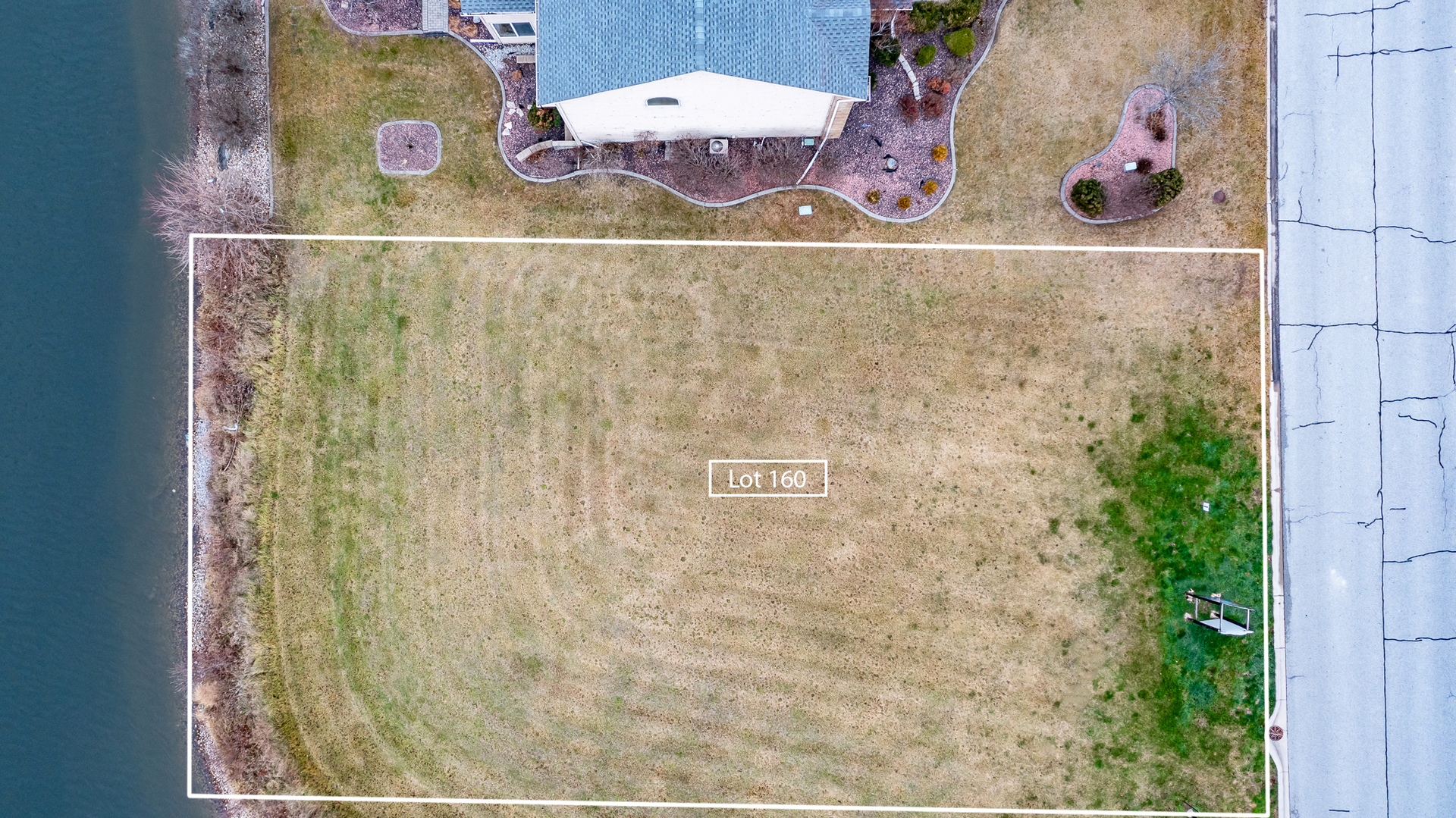 10360 Doubletree Drive, Winfield, IN 46307