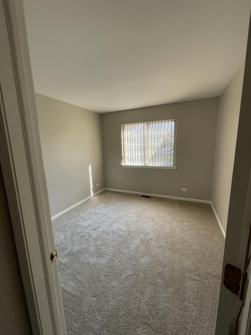 1465 N Waterbury Circle, Palatine, IL 60074