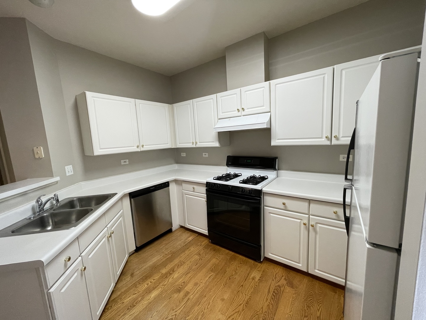 1465 N Waterbury Circle, Palatine, IL 60074
