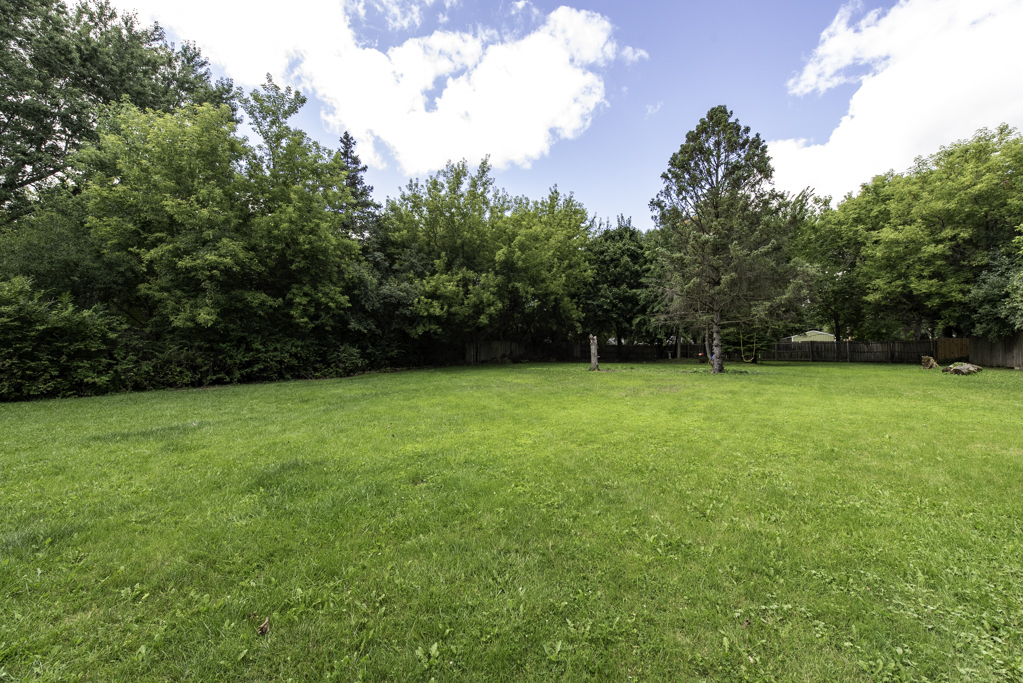 3436 Florida Avenue, Gurnee, IL 60031
