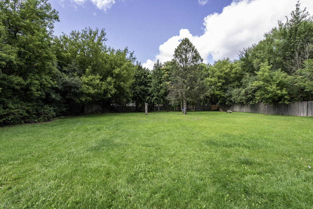 3436 Florida Avenue, Gurnee, IL 60031