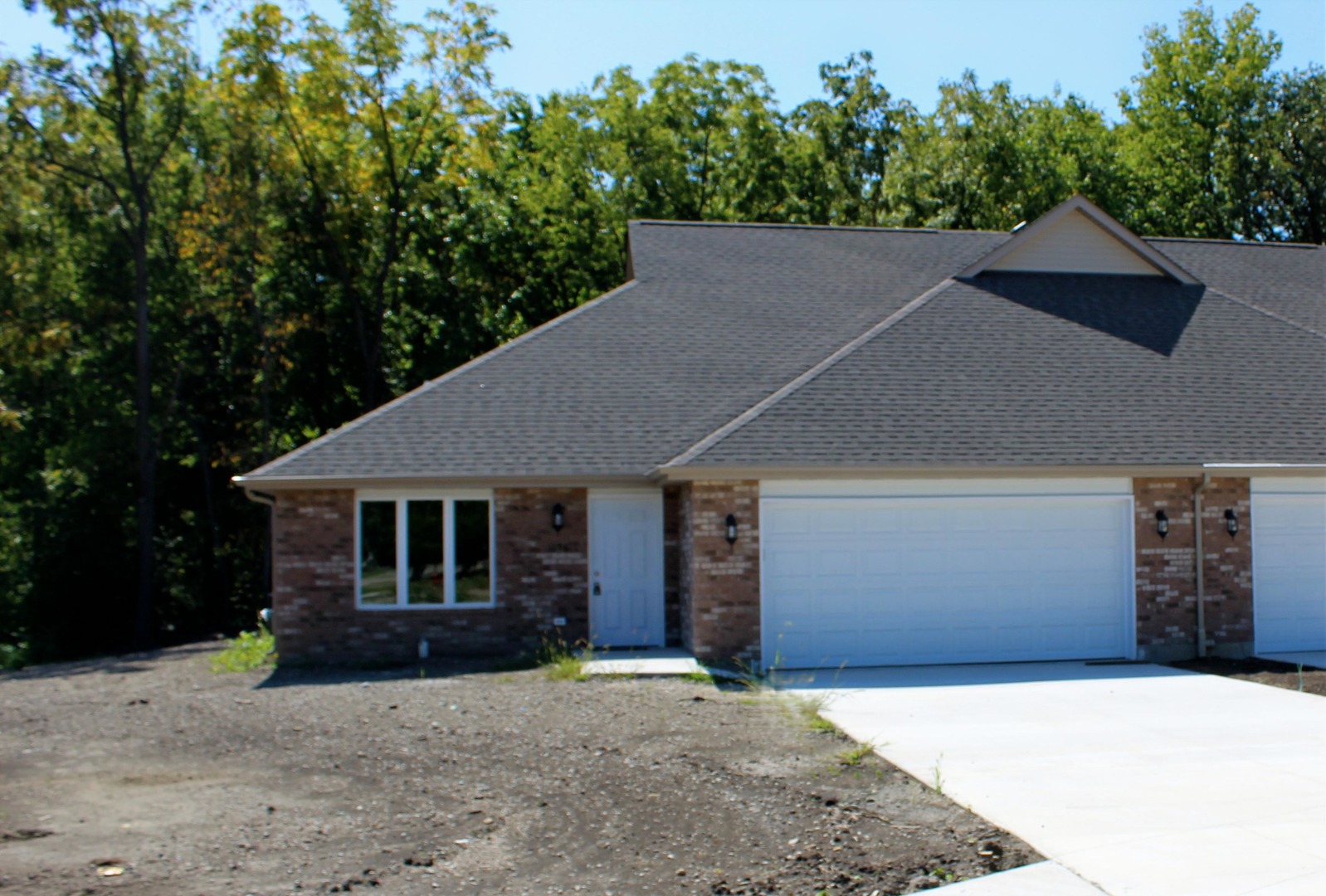 1198 Oak Grove Court, Morris, IL 60450
