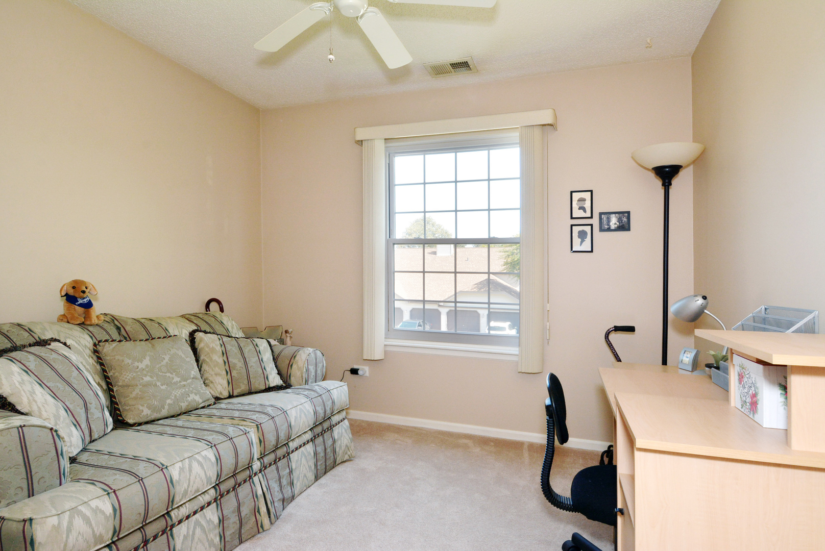 813 Stradford Circle #813, Buffalo Grove, IL 60089