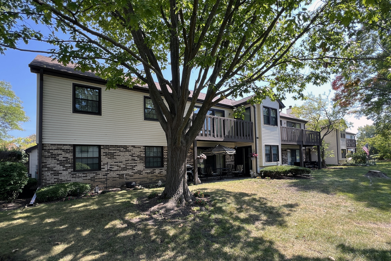 813 Stradford Circle #813, Buffalo Grove, IL 60089