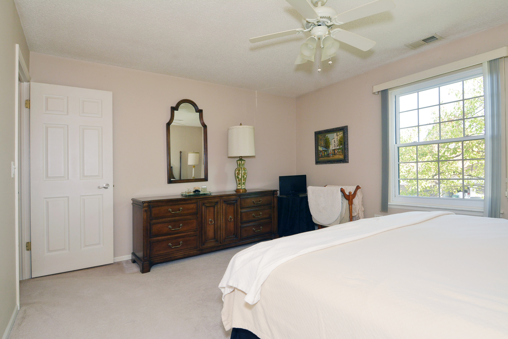 813 Stradford Circle #813, Buffalo Grove, IL 60089