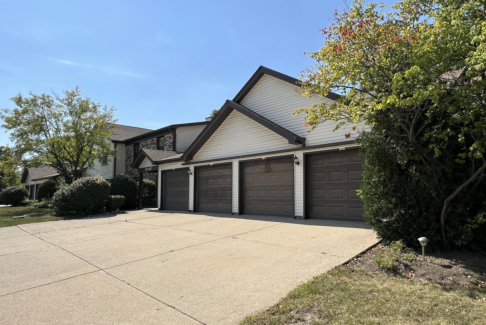 813 Stradford Circle #813, Buffalo Grove, IL 60089