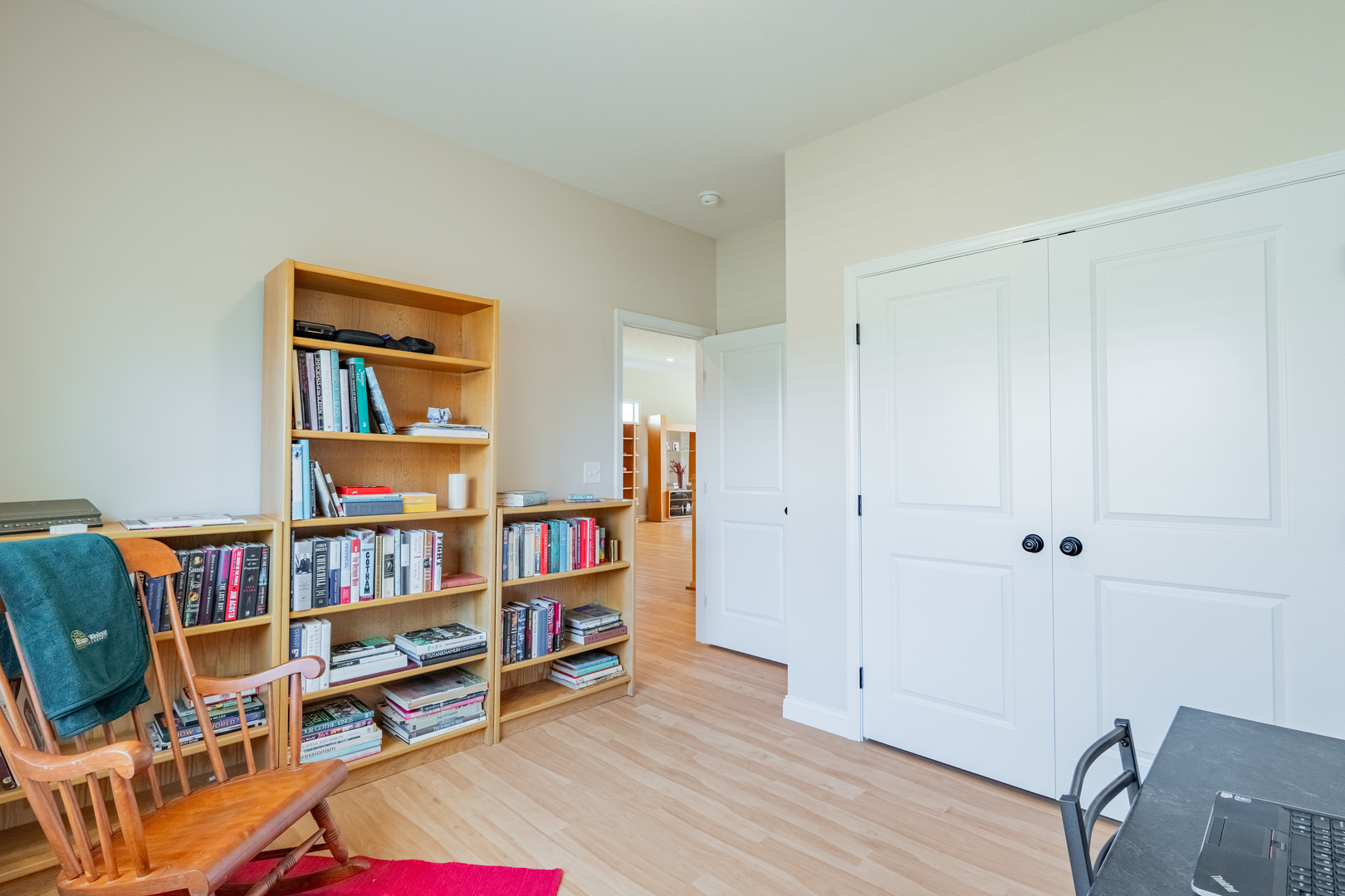 1906 Dunraven Road, Bloomington, IL 61704