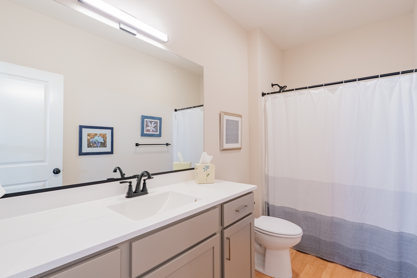 1906 Dunraven Road, Bloomington, IL 61704