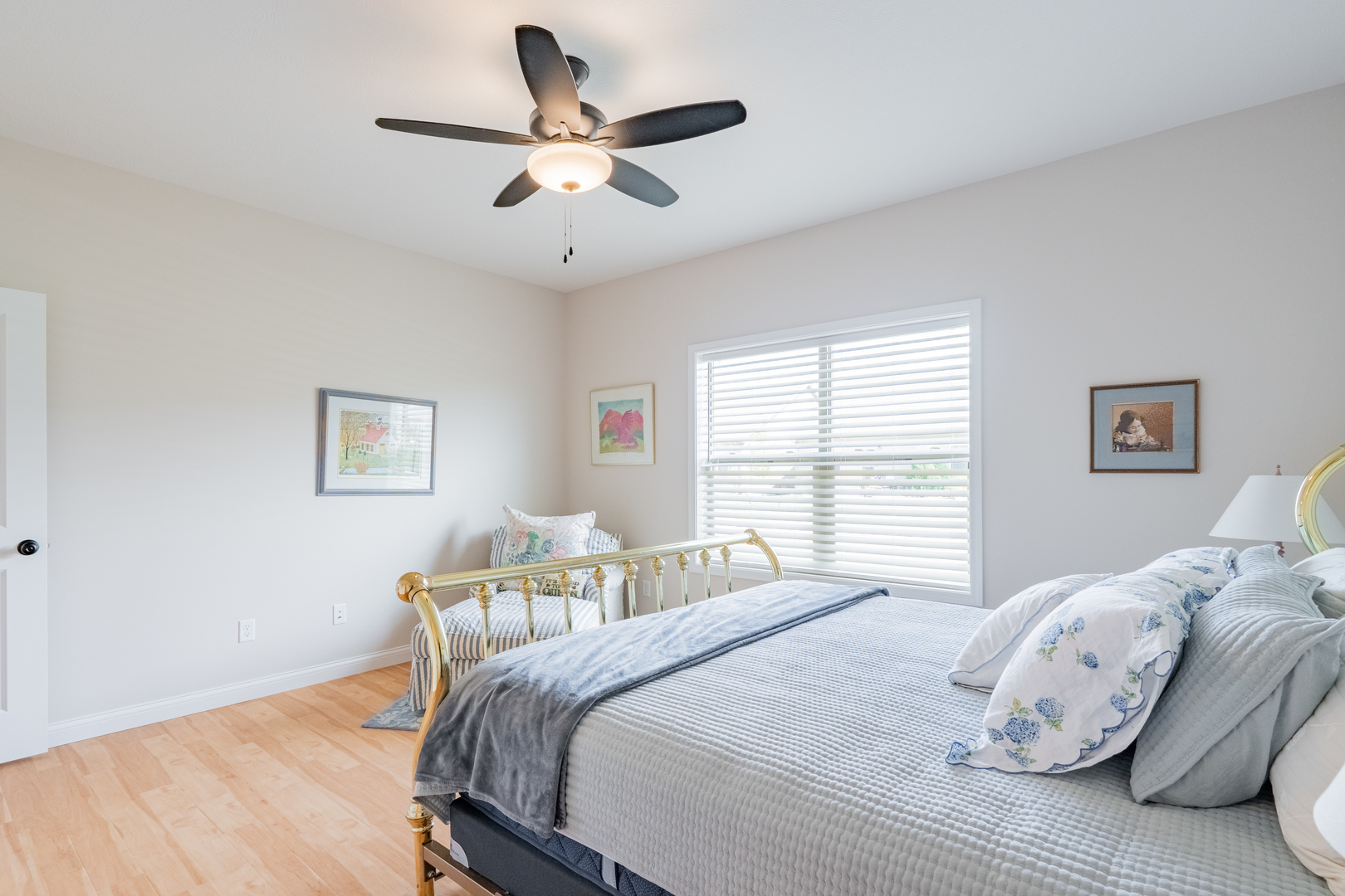 1906 Dunraven Road, Bloomington, IL 61704