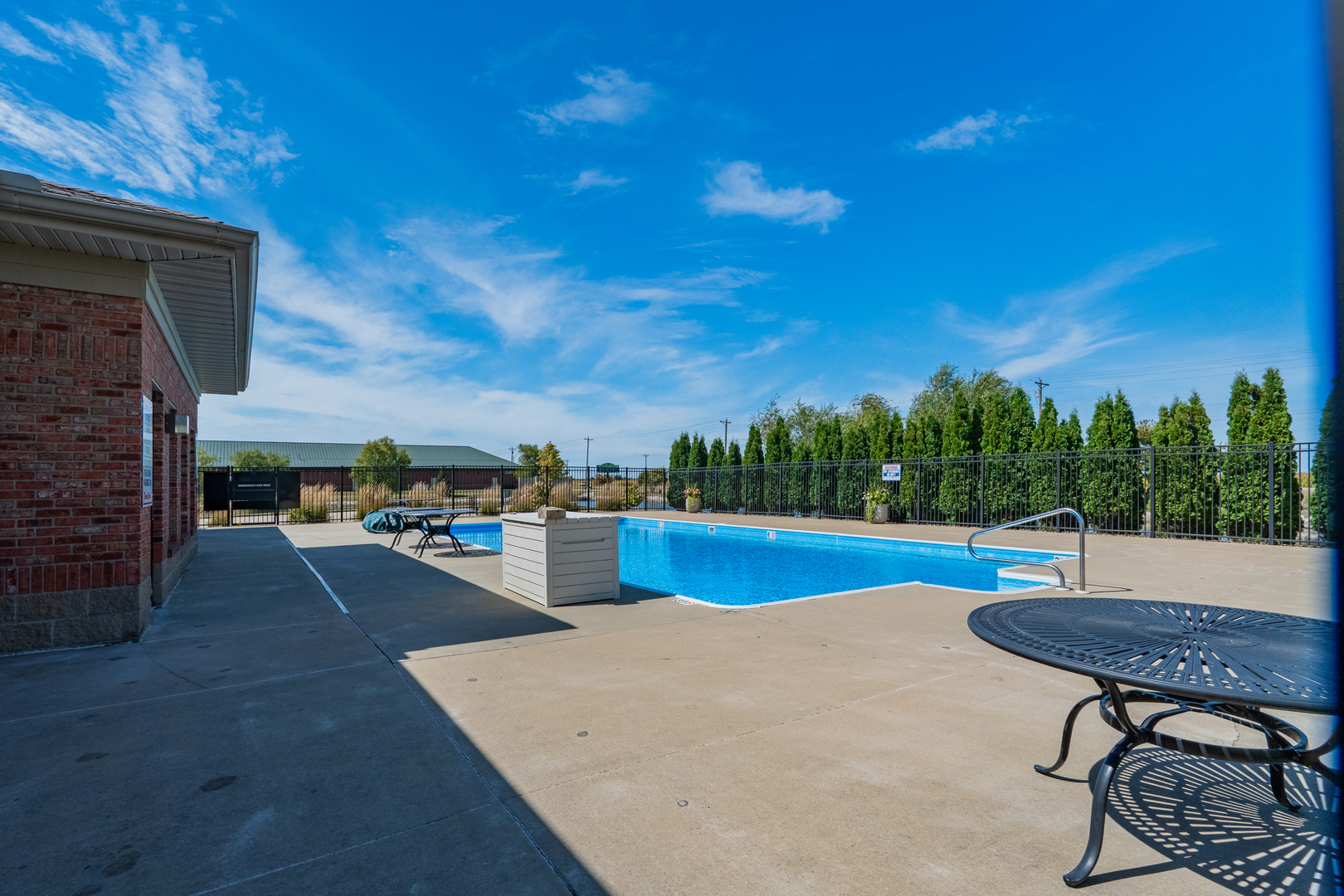 1906 Dunraven Road, Bloomington, IL 61704