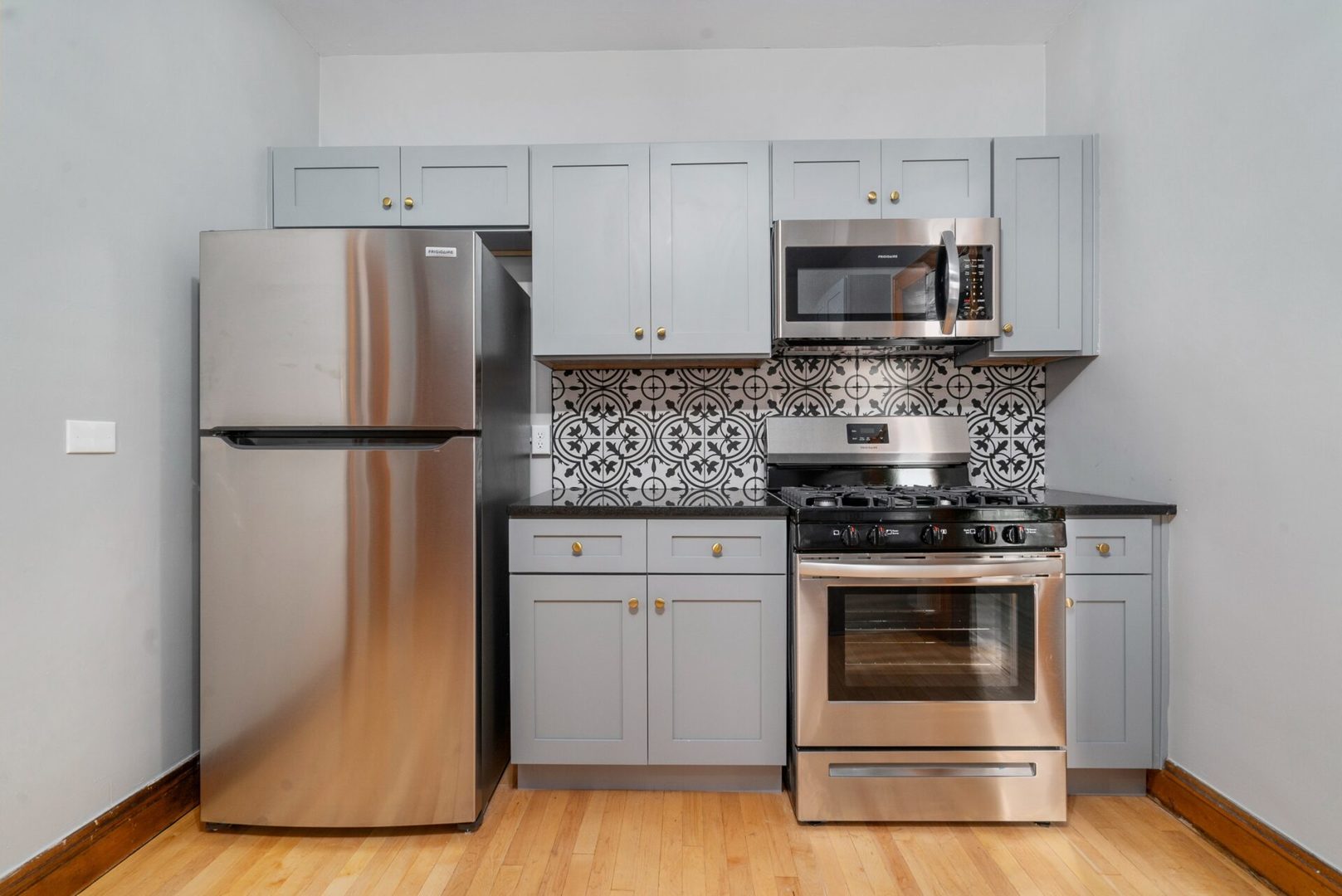 530 Hillside Avenue #1-N, Glen Ellyn, IL 60137