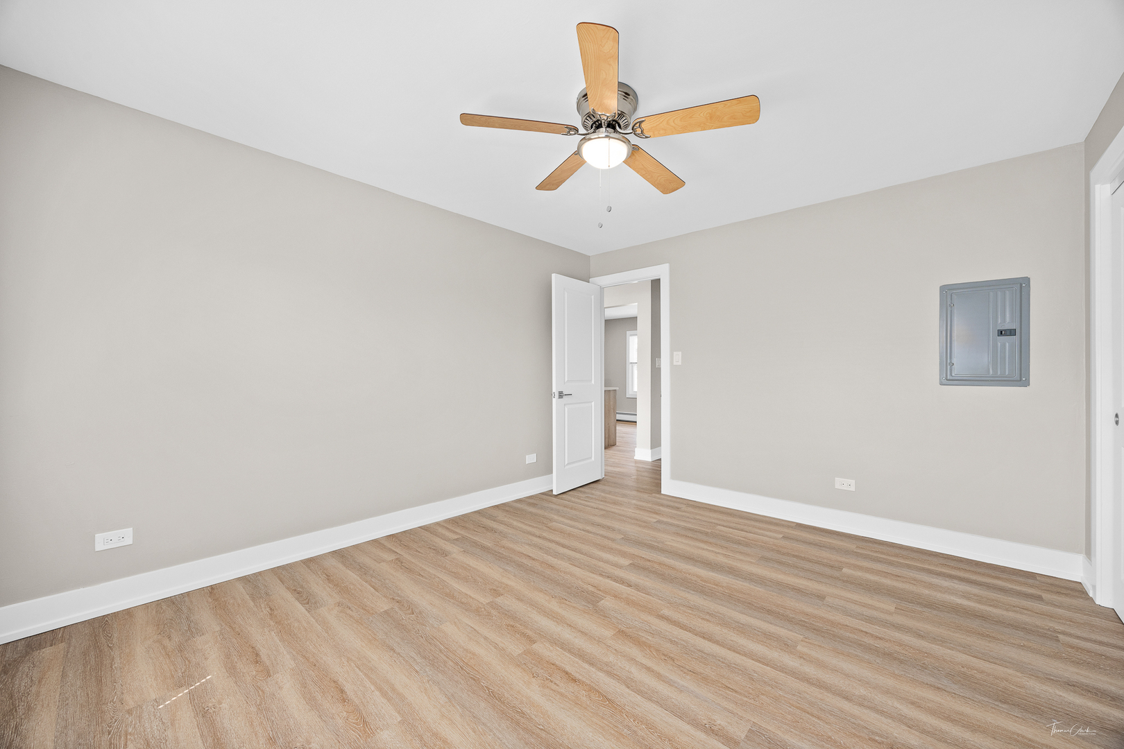 4429 PRAIRIE Avenue #2, Brookfield, IL 60513