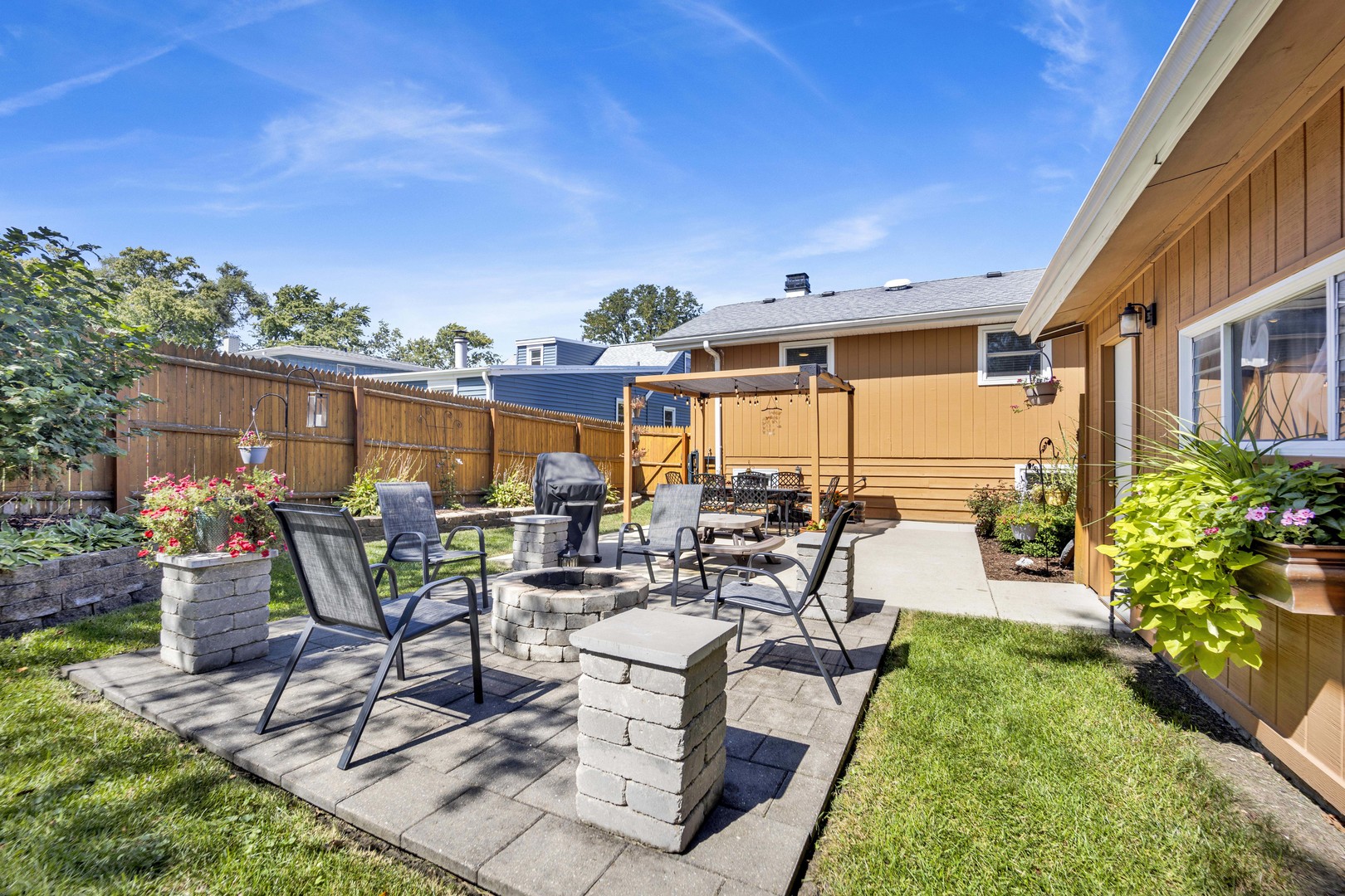 1135 Carol Street, Downers Grove, IL 60516