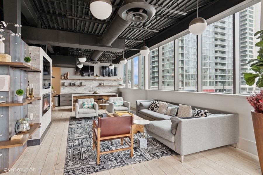 660 W Wayman Street #501, Chicago, IL 60661