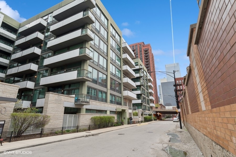 660 W Wayman Street #501, Chicago, IL 60661