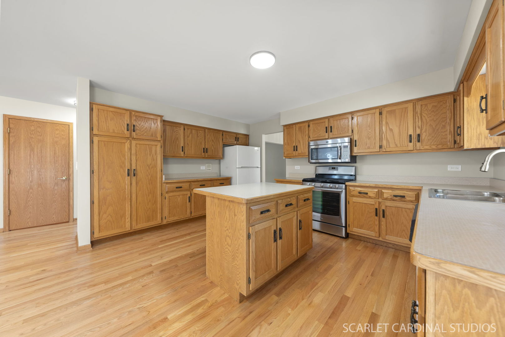 409 W Madison Street, Villa Park, IL 60181