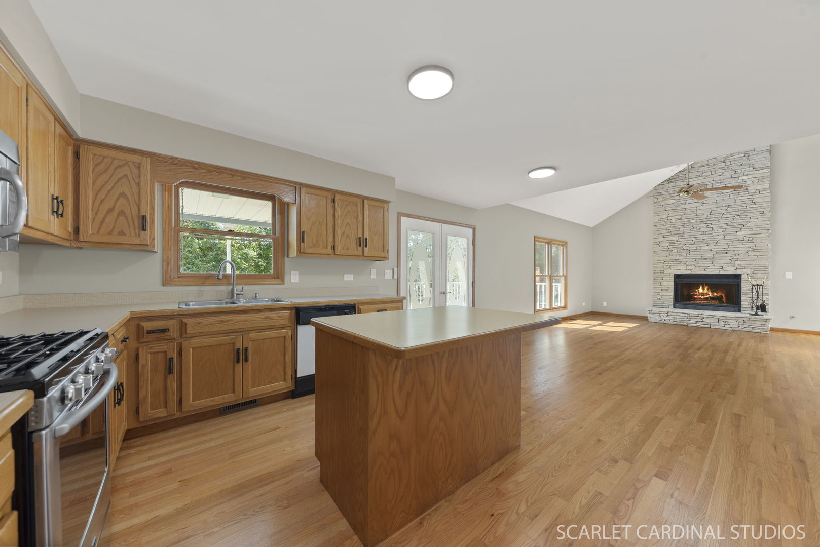 409 W Madison Street, Villa Park, IL 60181